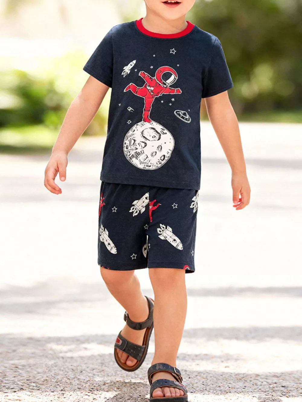 Children's dark gray cotton tee and shorts set with astronaut and rocket print.