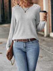 blouse in Black with ribbed and hip-length
