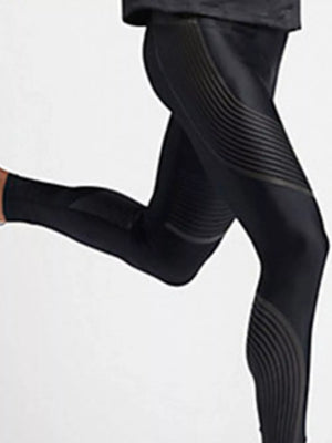 black leggings with full-length and elastic