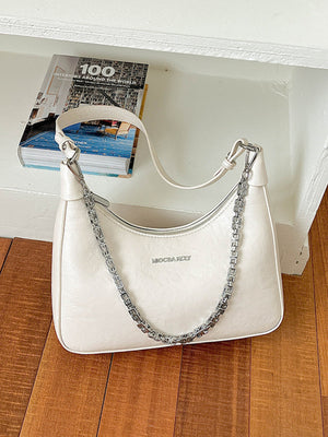 Chain Detail Shoulder Bag in Off-white