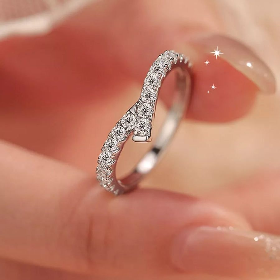 clear ring featuring adjustable and geometric