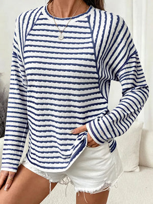 t-shirt featuring striped in black with 100% polyester Care instructions: Machine wash cold texture