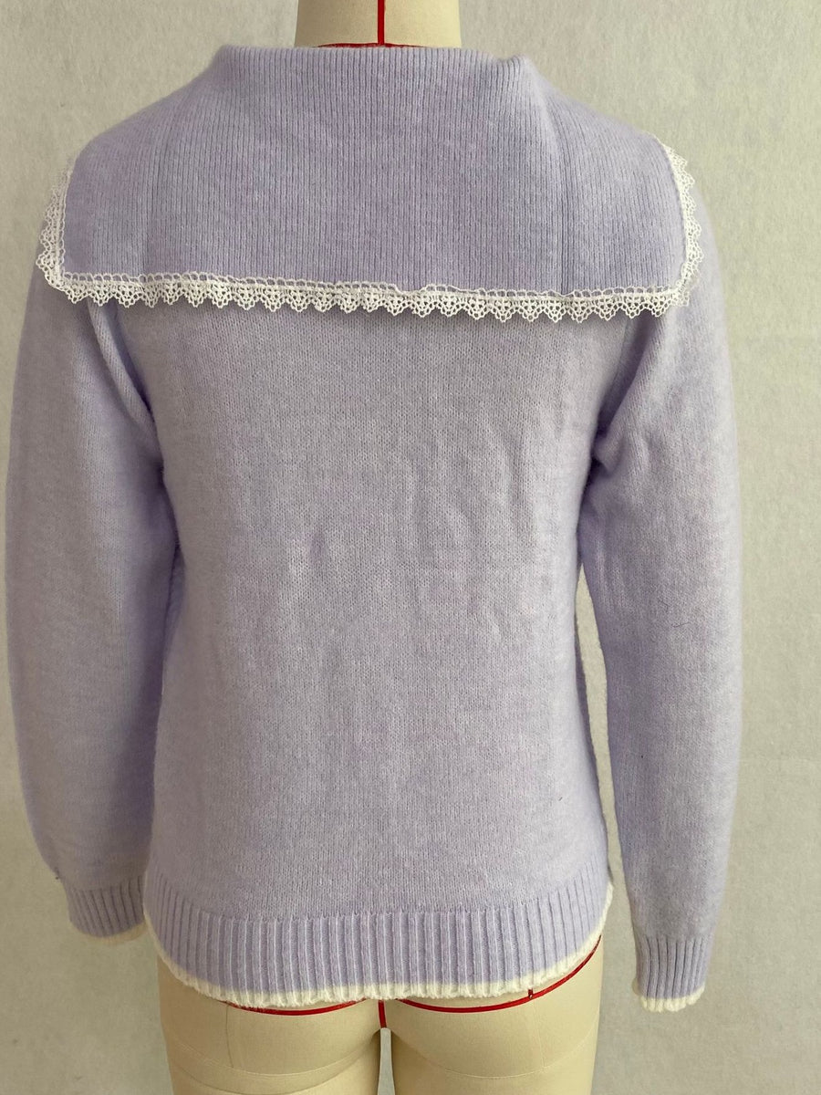 classic cardigan in Gray with collared