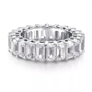 ring in clear with geometric and zircon embellishment