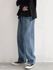 Men's Loose Fit Jeans in Light Blue