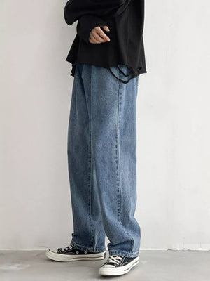 Men's Loose Fit Jeans in Light Blue