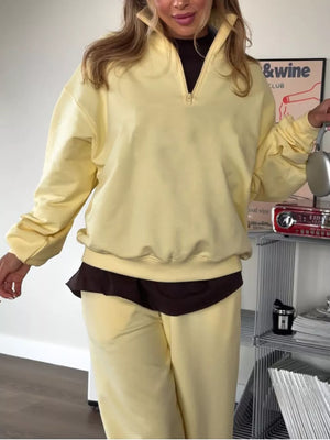 athleisure sweat set in White with collared