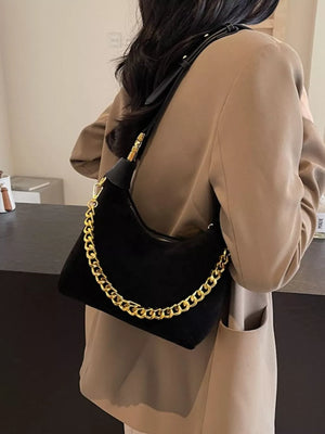 Chain Detail Crossbody Bag in Black