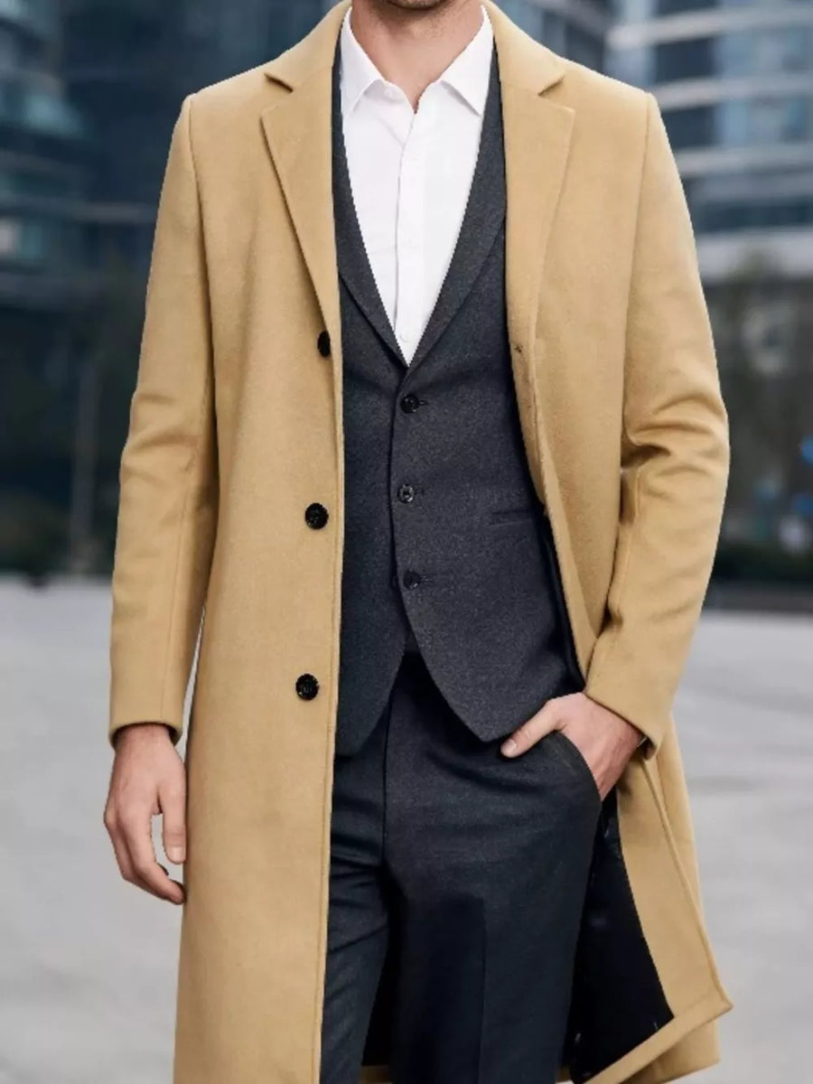 overcoat in Light Gray with buttoned and knee-length