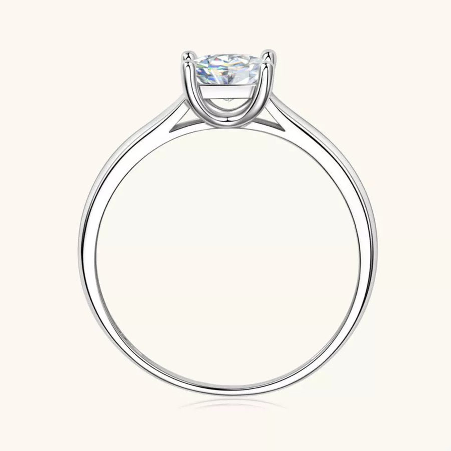 Silver-plated Copper Zircon Minimalist Ring in clear with silver-plated