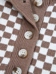 pullover sweater in brown with buttoned and hip-length