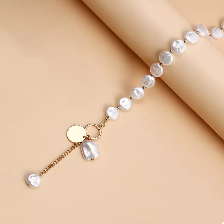 necklace in Gold