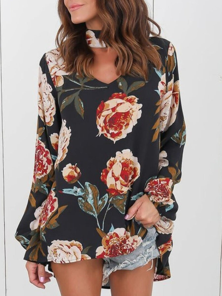 100% polyester Care instructions: Machine wash cold blouse in dark green with relaxed silhouette