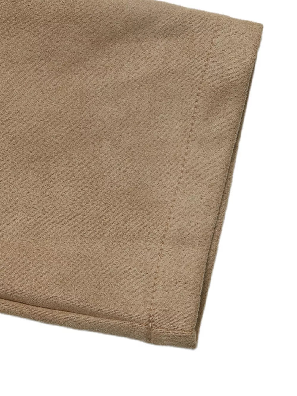 jacket in Khaki with buttoned and cropped
