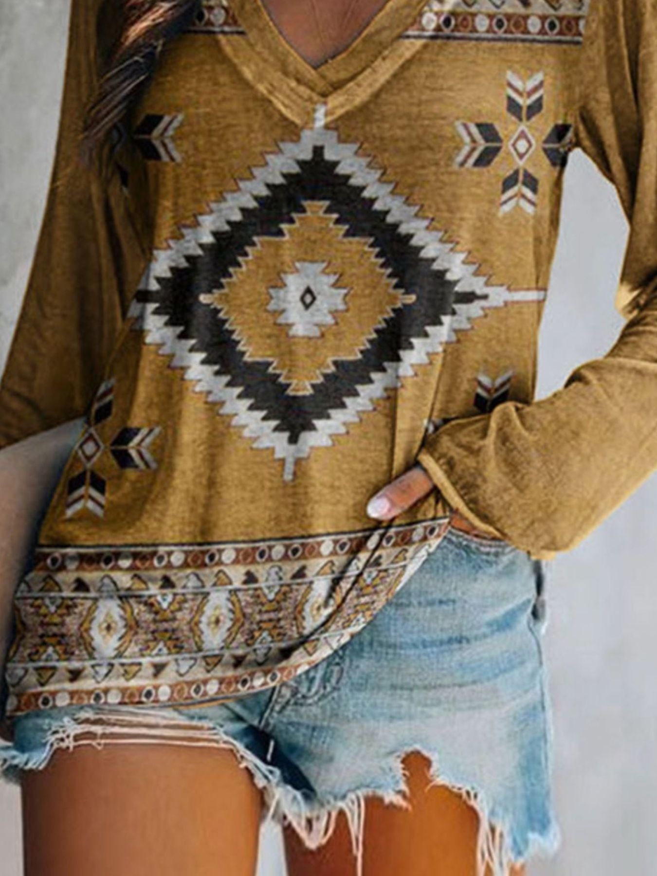 Yellow geometric print V-neck long sleeve t-shirt with bohemian pattern