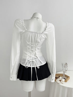 100% polyester Care instructions: Machine wash cold blouse in White with fitted silhouette