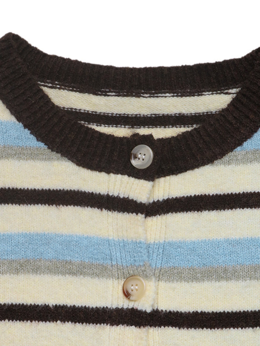 dark brown cardigan with stretchy and long sleeve