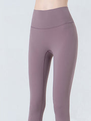Sculpted crop leggings in lavender with a high waistband and seam detail.