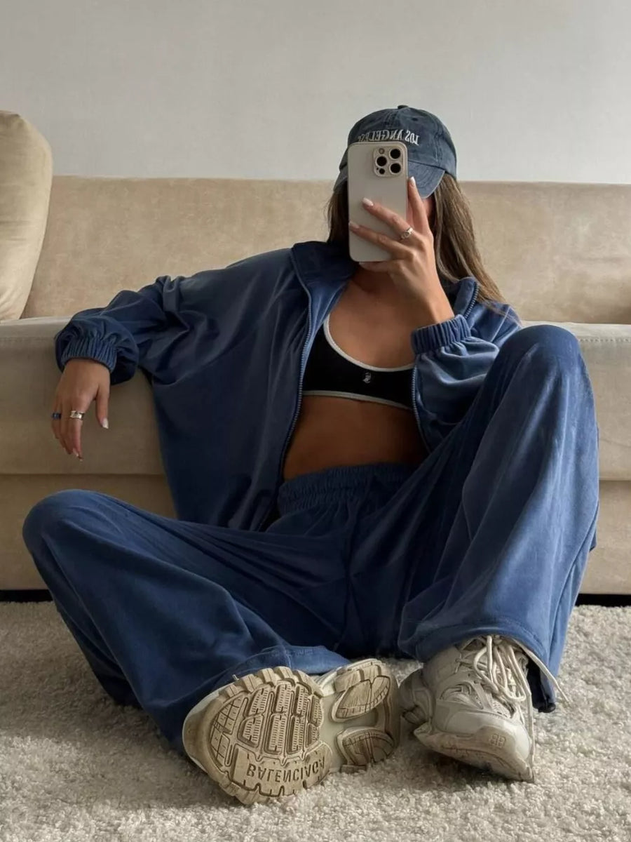 100% polyester Care instructions: Machine wash cold lounge set in Dark Blue with relaxed silhouette