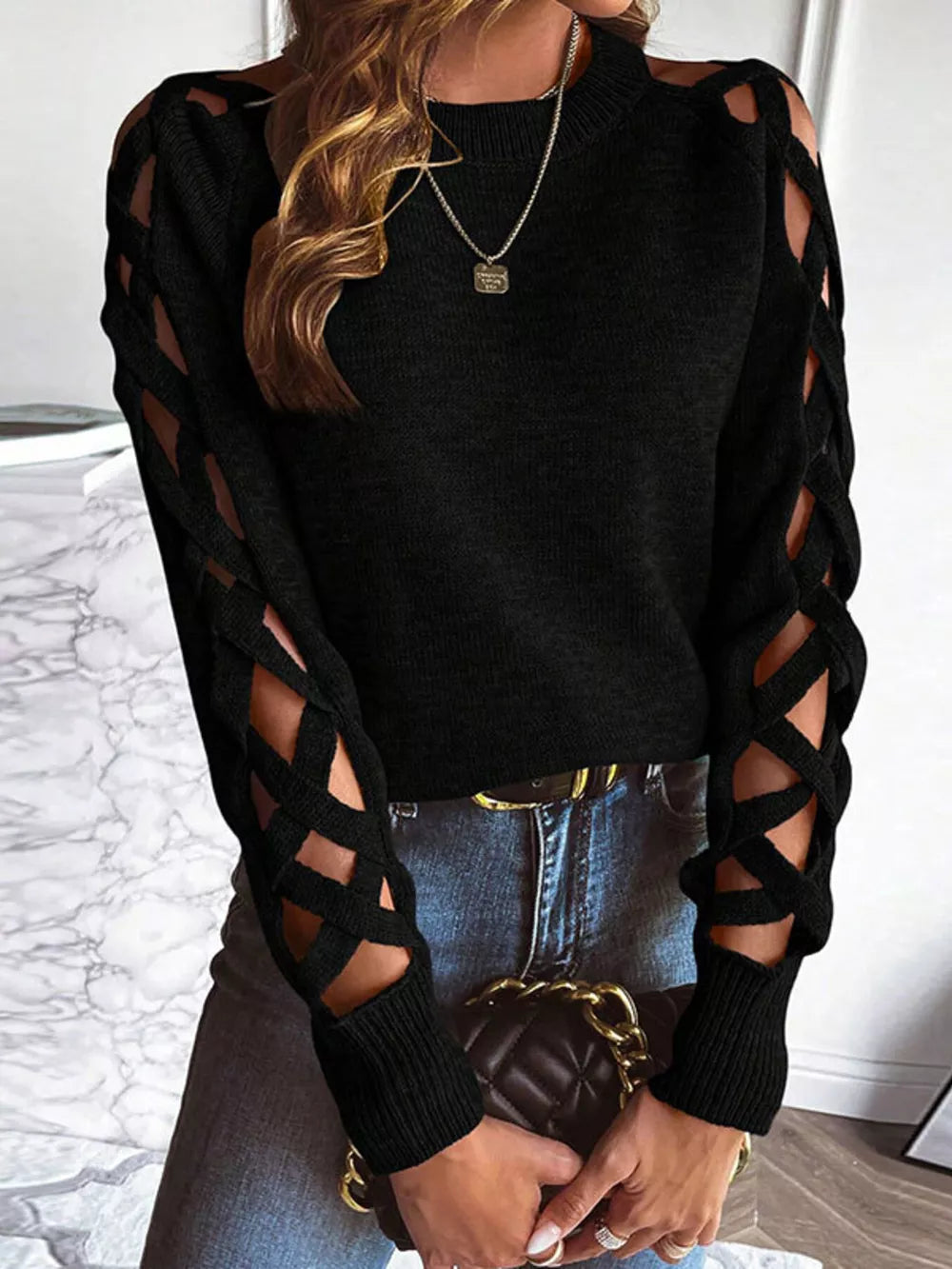 edgy pullover sweater in Blue with crew neck