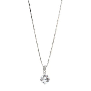 silver necklace with 15.7 inches and clasp
