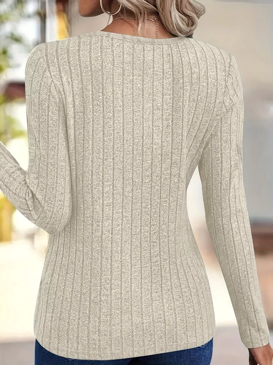 t-shirt in Army Green with ribbed and ribbed knit