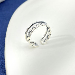 925 sterling silver Care instructions: Avoid wearing during exercise, as sweat w ring in silver with fitted silhouette