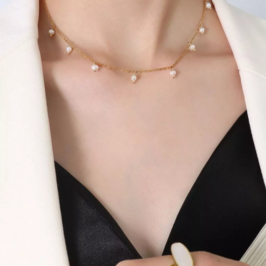 classic necklace in Gold with not applicable