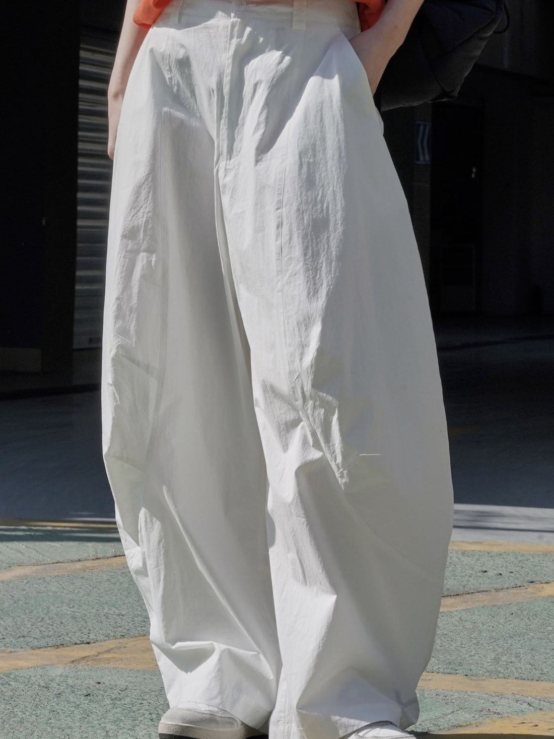wide-leg pants in cream featuring washed and wide-leg fit