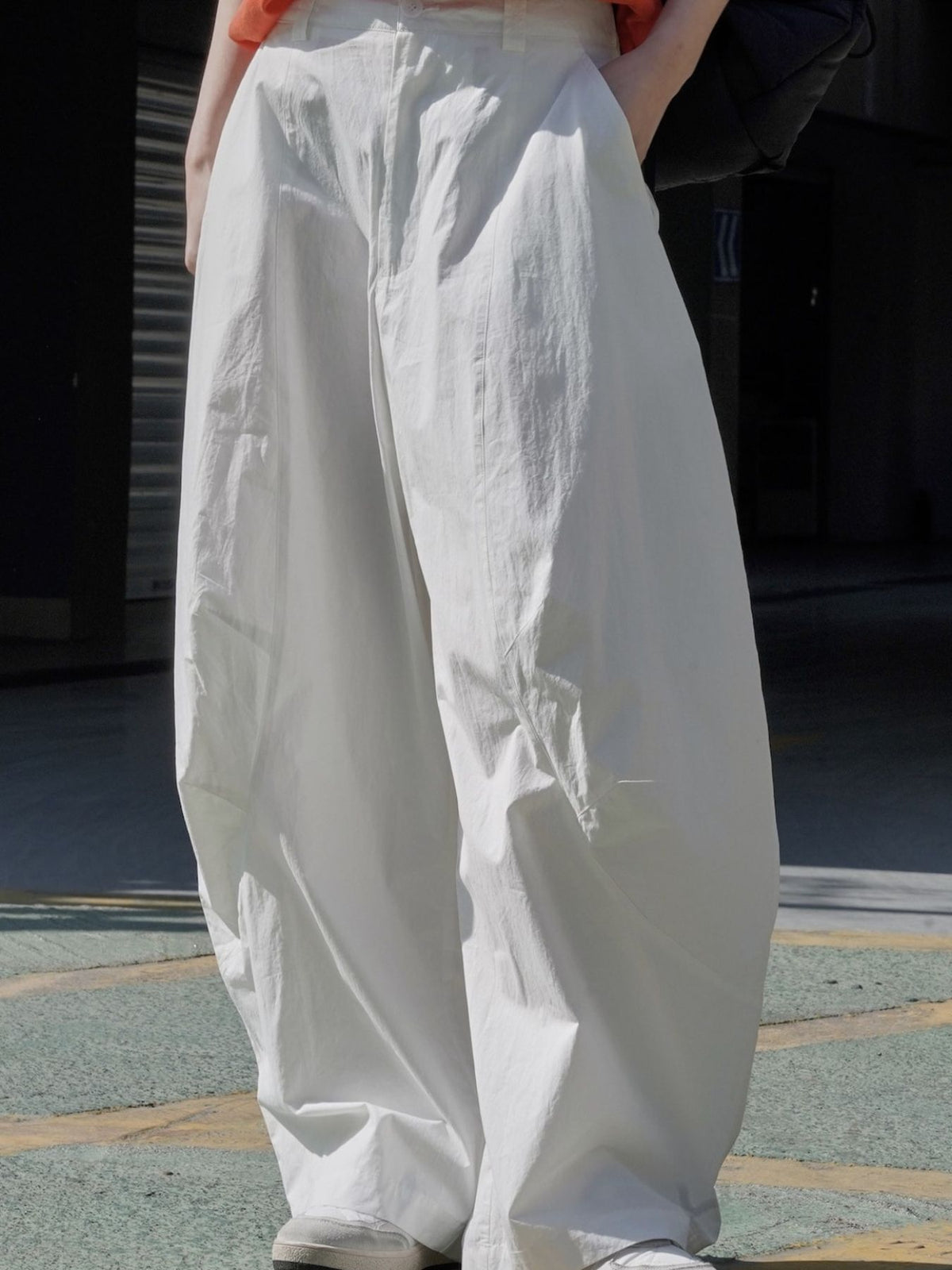 wide-leg pants in cream featuring washed and wide-leg fit
