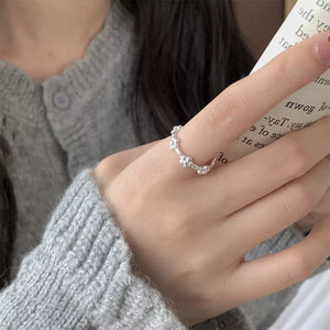 ring featuring floral in silver with 925 sterling silver Care instructions: Avoid wearing during exercise, as sweat w texture