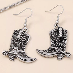 Alloy, Silver-plated Care instructions: Avoid wearing during exercise, as sweat earrings in silver with dangle silhouette