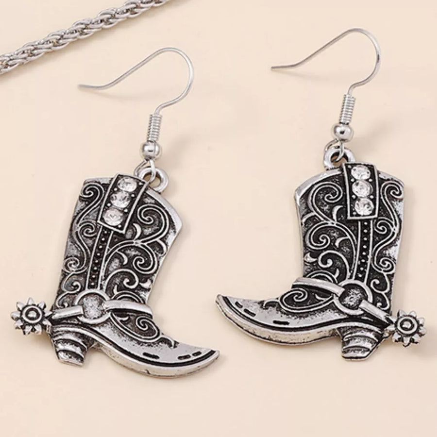 Alloy, Silver-plated Care instructions: Avoid wearing during exercise, as sweat earrings in silver with dangle silhouette