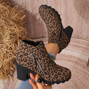 boots in Leopard Print with block heel and ankle-length