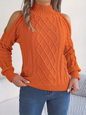 Burgundy pullover sweater with hip-length and pullover