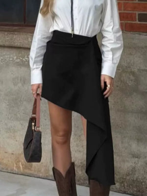 Black A-line mini skirt with N/A
