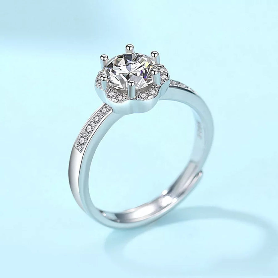 925 sterling silver,Moissanite Carat weight: 1ct Care instructions: Avoid wearin ring in Silver with classic silhouette