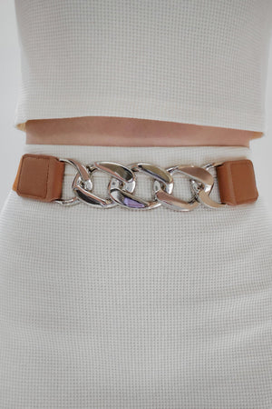 Chunky chain elastic belt with tan faux leather ends and silver alloy links.