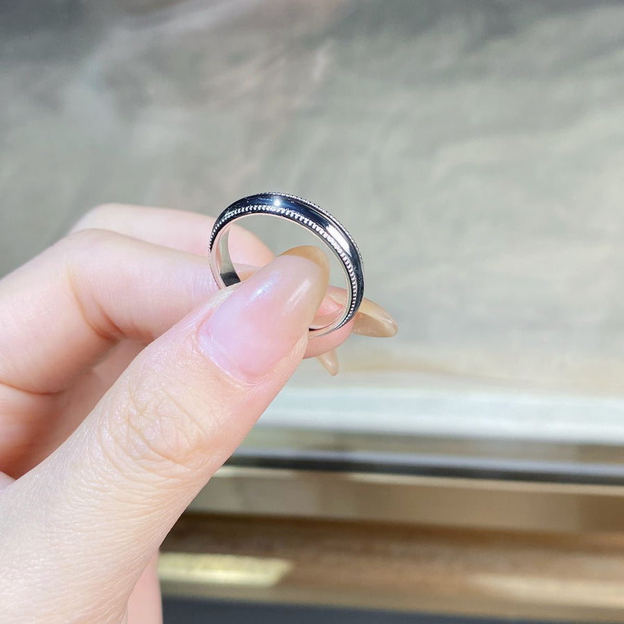 ring in silver