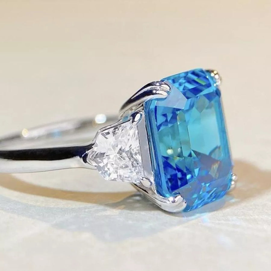 925 sterling silver,Zircon Care instructions: Avoid wearing during exercise, as ring in silver with statement silhouette