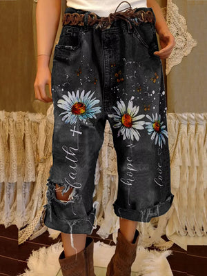 jeans in Light Blue with floral and distressed