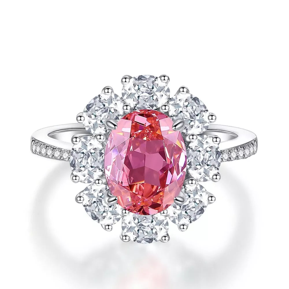 ring in Style A with geometric and pear-cut stone