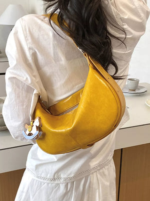 shoulder bag in Ivory with shoulder strap and medium