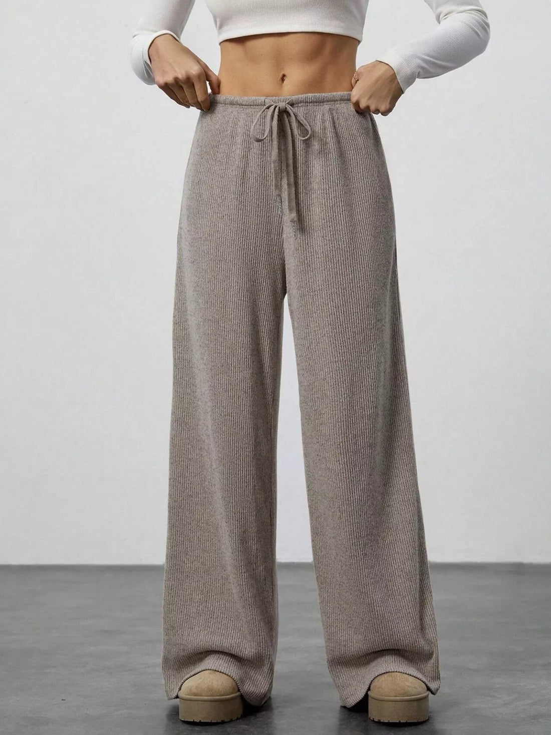 Mocha ribbed wide-leg pants with drawstring waist and relaxed fit