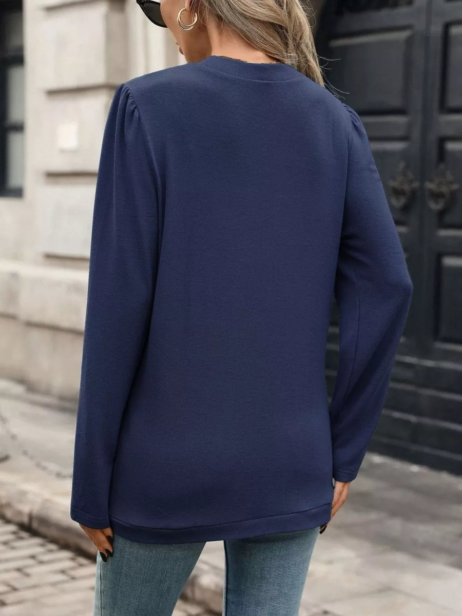 Blue cardigan with thin and long sleeve
