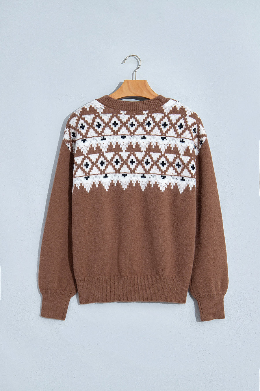classic pullover sweater in ivory with crew neck