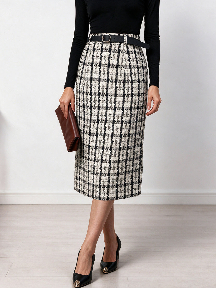 midi skirt in Black with plaid and high-waisted