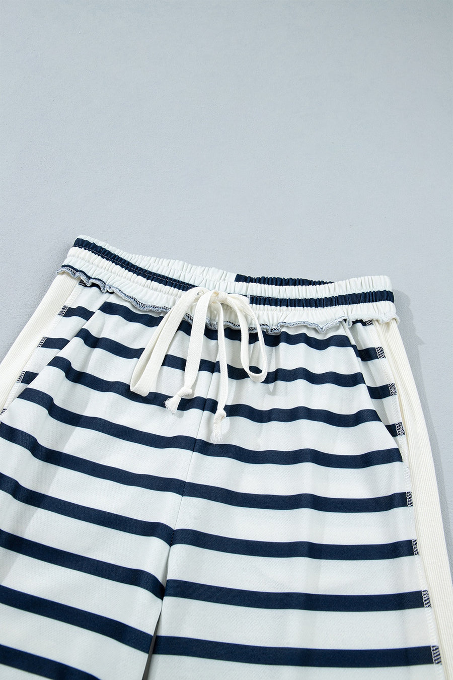 Oversized Long-Sleeve Pants in White with oversized