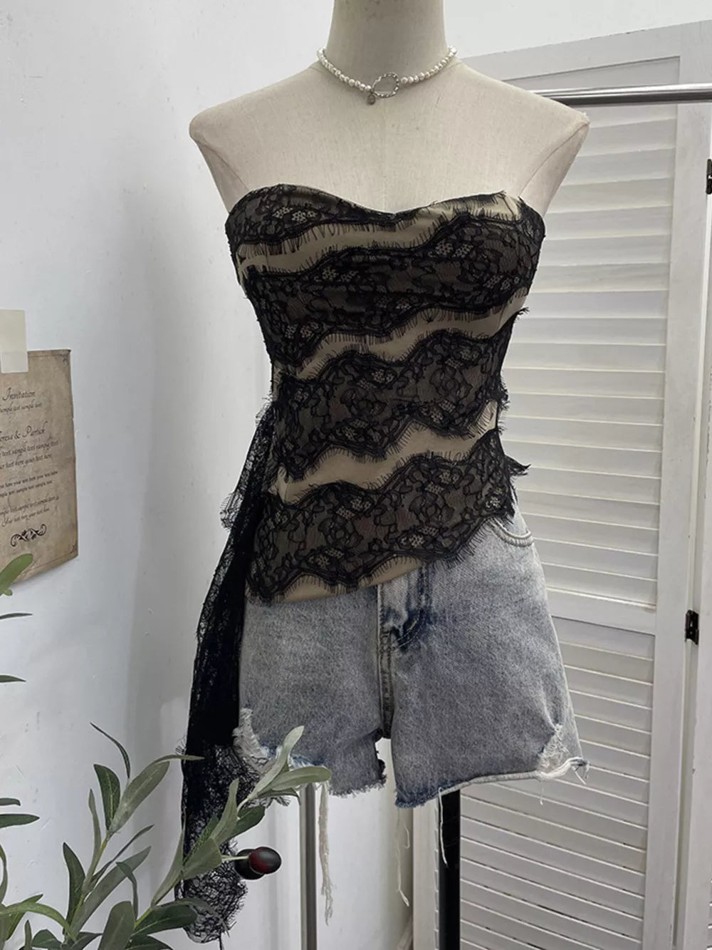 White Lace Tube Top With Asymmetrical Hem