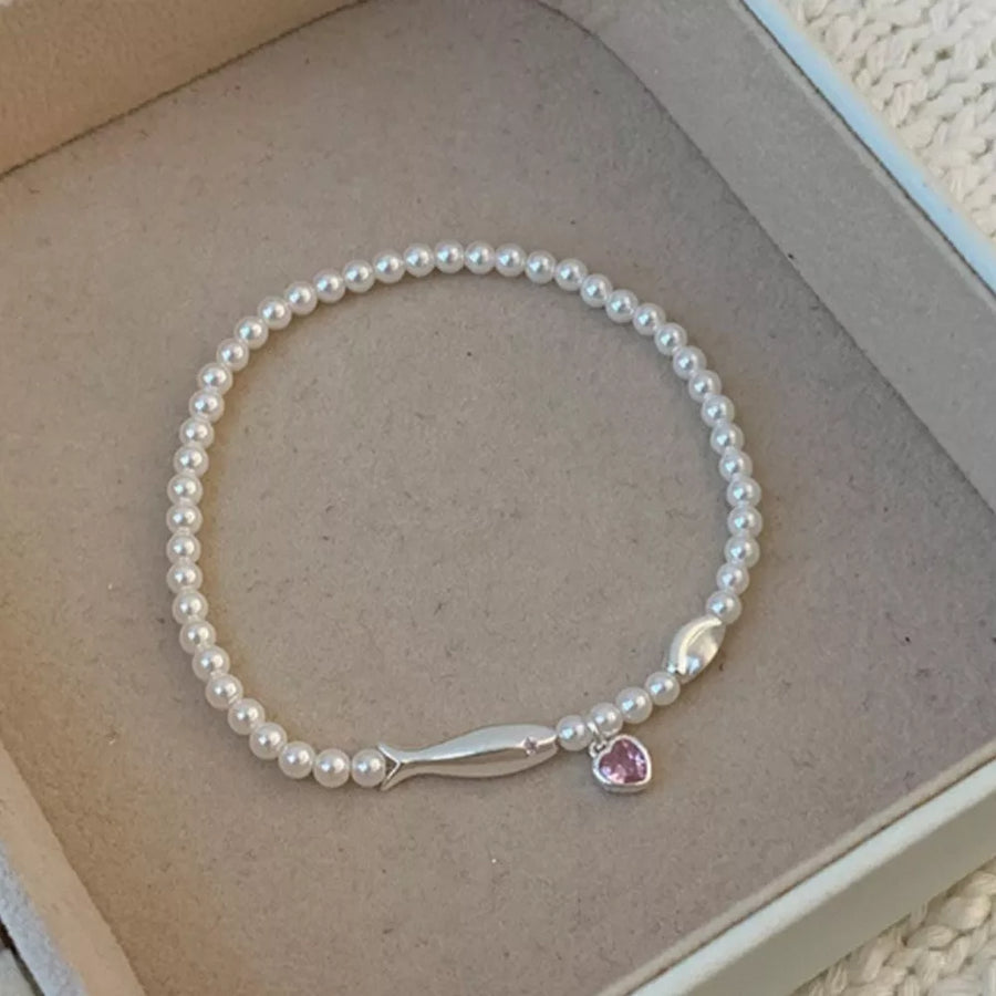 Cream bracelet with wrist-length and clasp